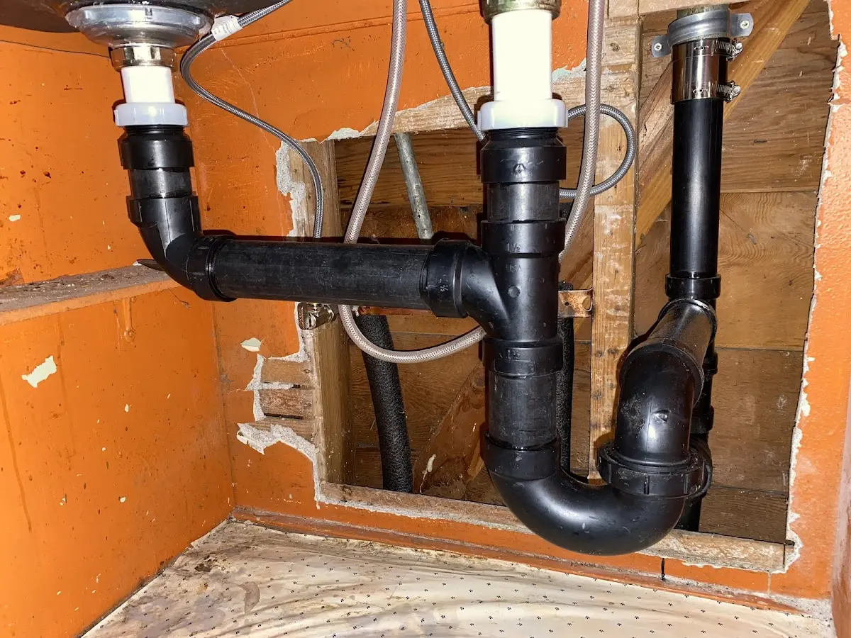 Professional Pipe Bursting equipment and tools on the job in La Vale